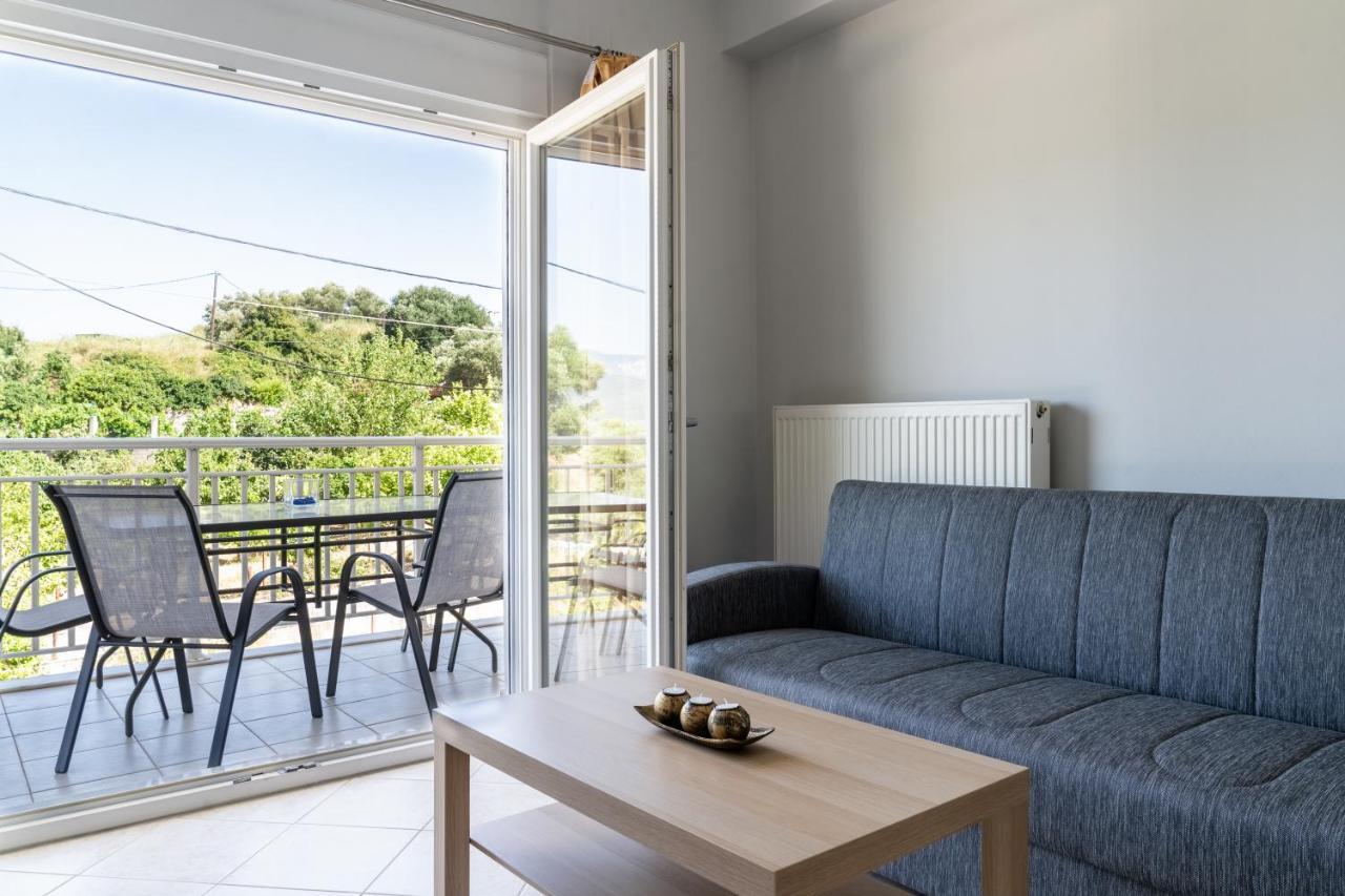 Lagadi Apartment 5 ラッシ エクステリア 写真