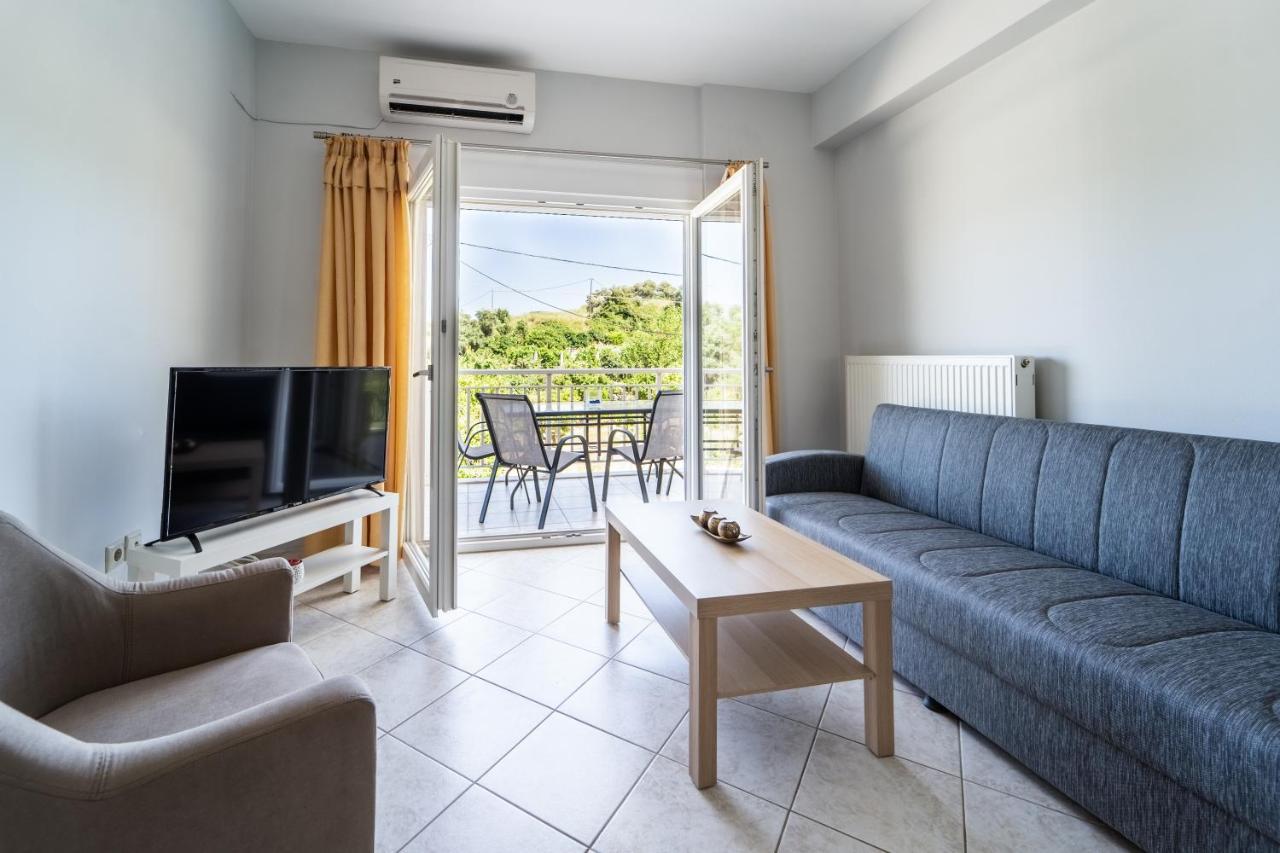 Lagadi Apartment 5 ラッシ エクステリア 写真